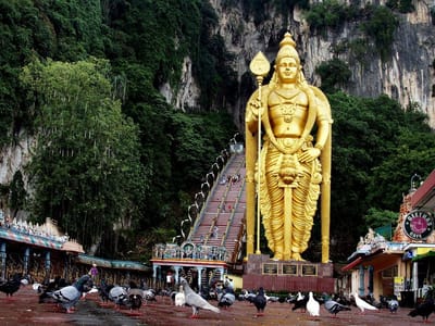 8-Day Cultural Journey: Singapore & Malaysia Exploration