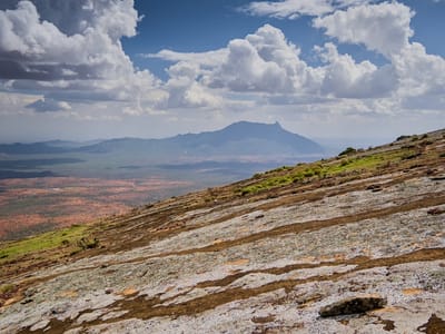 Namanga Western Summit Hike